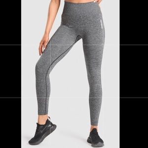 NWOT gym shark leggings 🦈